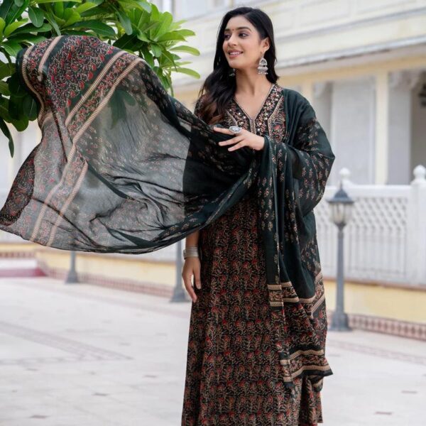 Elegant A-Line Cotton Kurta Pant Dupatta Set